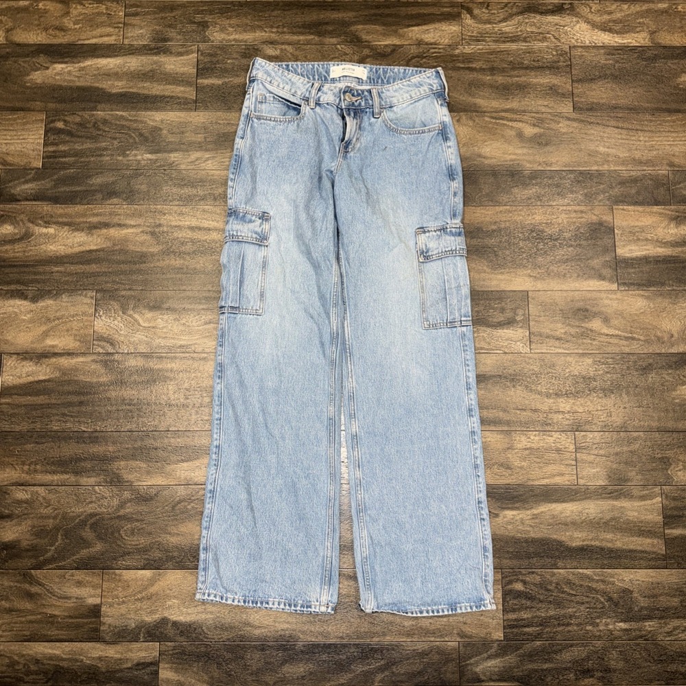 Hollister Low-Rise Baggy Relaxed Fit Cargo Jeans Light Wash Denim Women's 4 Long
